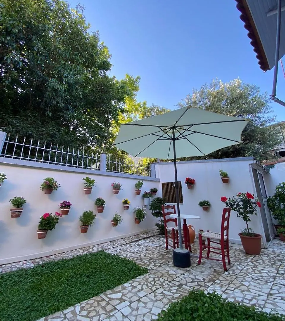 Ramo'S Charming Studio Apartment With Sunlit Veranda - 2Nd Vlore